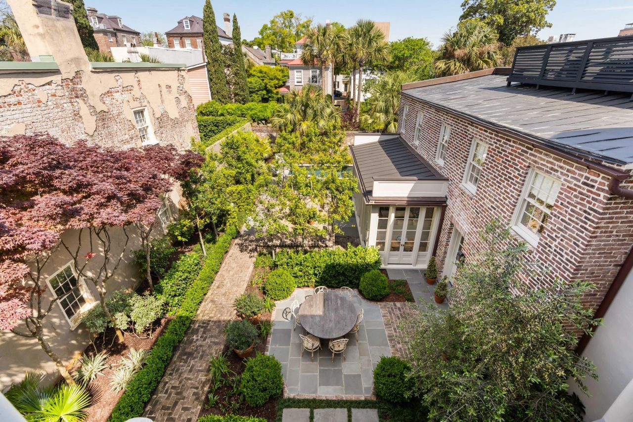 32 Society Street Photo 50