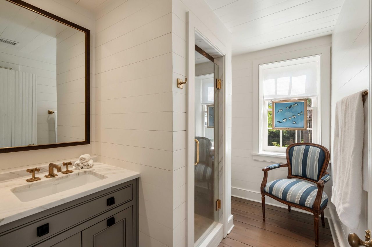 32 Society Street Photo 77