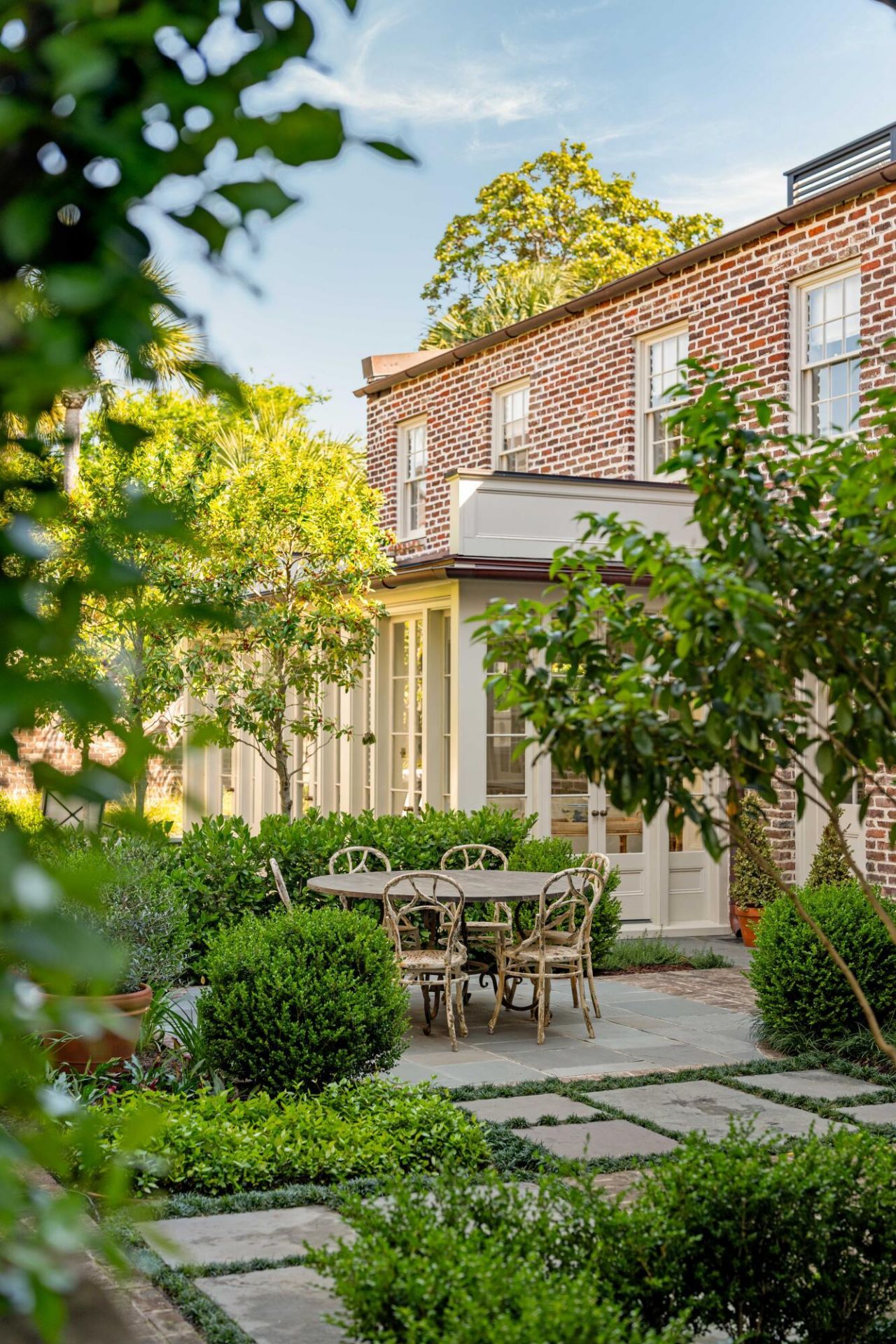 32 Society Street Photo 88