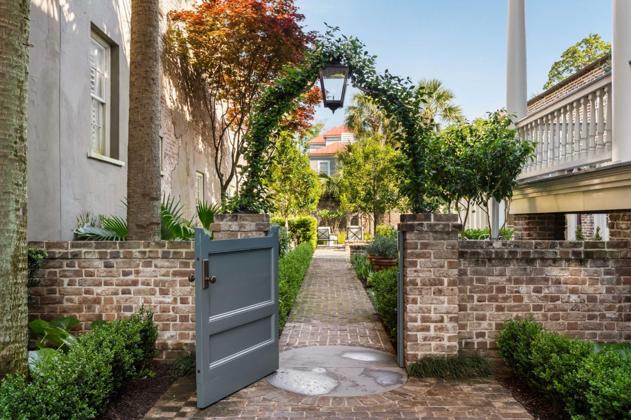 32 Society Street Photo 94