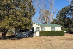 1424 Highway 61 photo 4