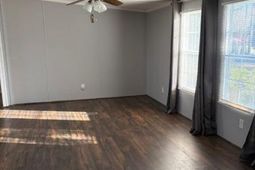 1424 Highway 61 photo 4