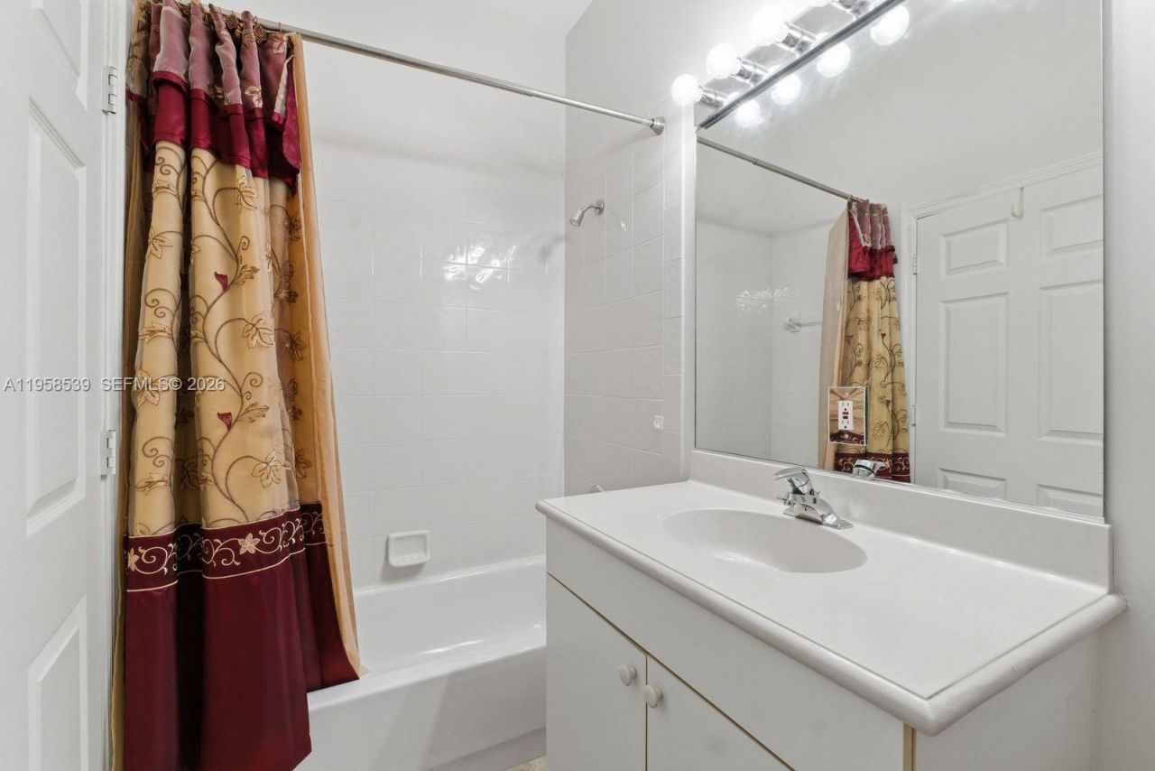 5750 NW 119th Ter, Coral Springs, FL 33076 Photo