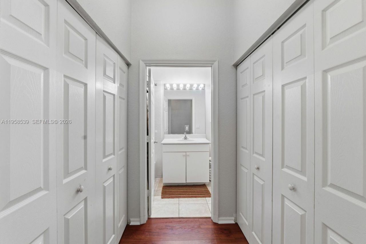 5750 NW 119th Ter, Coral Springs, FL 33076 Photo