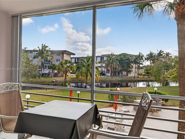 2800 NW 47th Ter , Unit 205B, Lauderdale Lakes, FL 33313