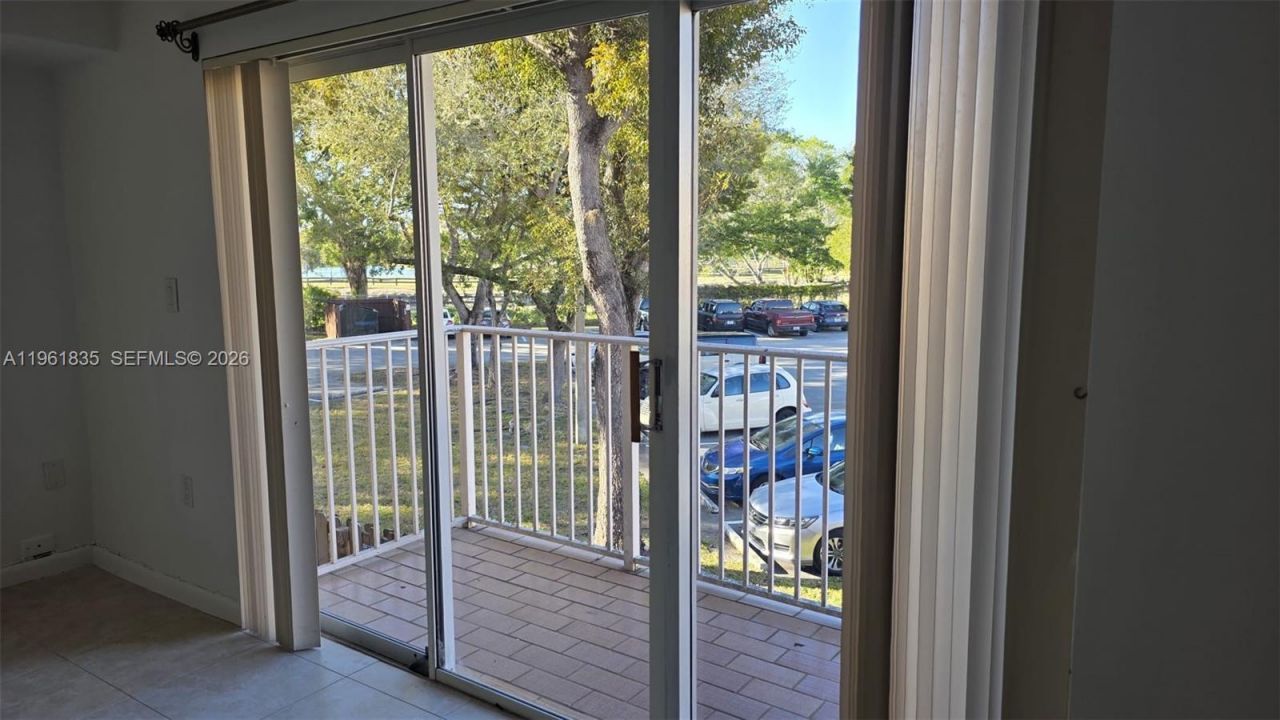 14905 SW 80th St, Unit 217, Miami, FL 33193 Photo