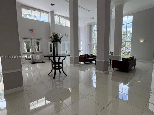 9725 NW 52nd St , Unit 114, Doral, FL 33178