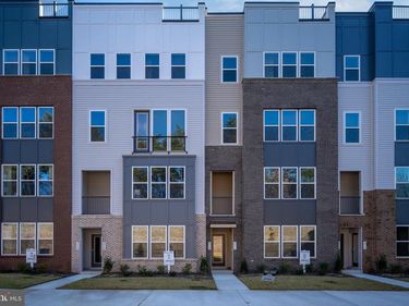 2538 NEABSCO COMMON PLACE, WOODBRIDGE, VA 22191