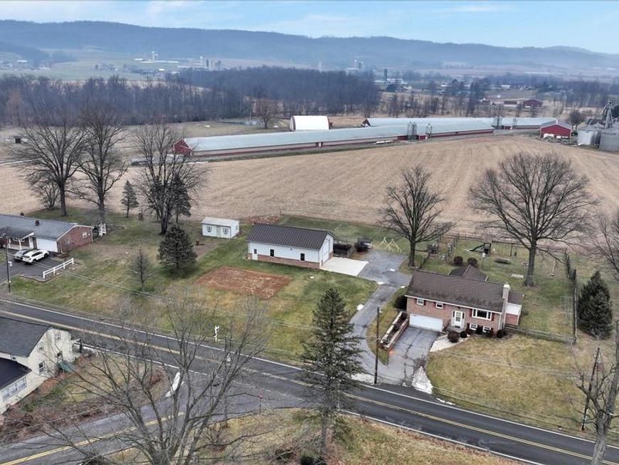 740 S Cocalico Road, Denver, PA 17517 Main Photo