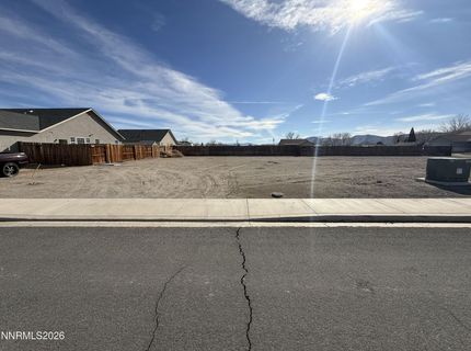333 Copper Pointe Circle, Yerington, NV 89447 Photo