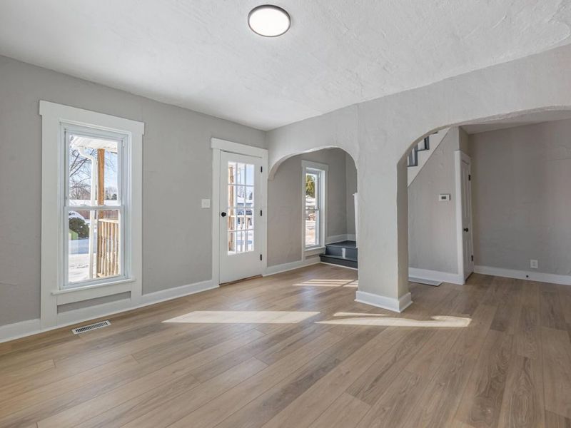 218 W Troy Street, Saint Paris, OH 43072 Photo 4