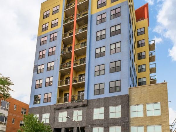 1122 W Catalpa Avenue, Chicago, IL 60640