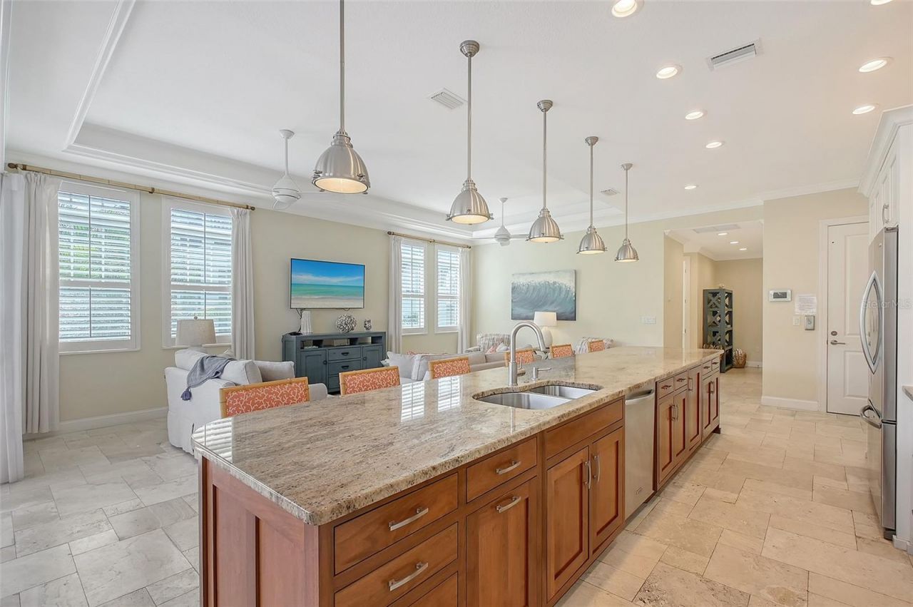 1021 Crescent Street, Sarasota, FL 34242 Photo