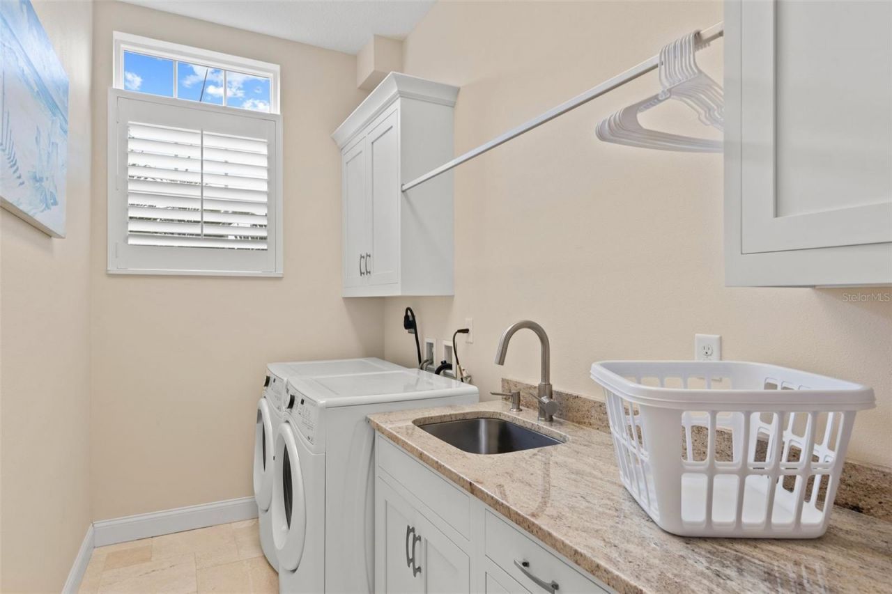 1021 Crescent Street, Sarasota, FL 34242 Photo