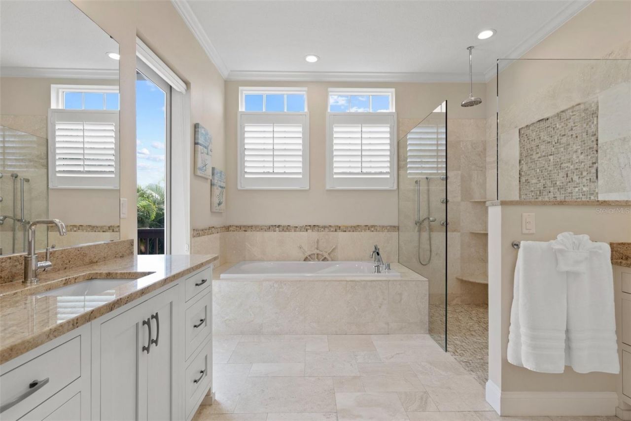 1021 Crescent Street, Sarasota, FL 34242 Photo