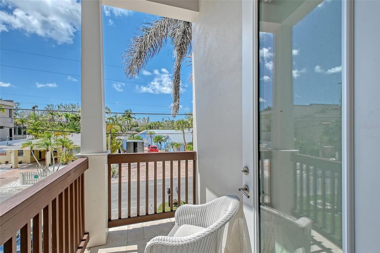 1021 Crescent Street, Sarasota, FL 34242 Photo