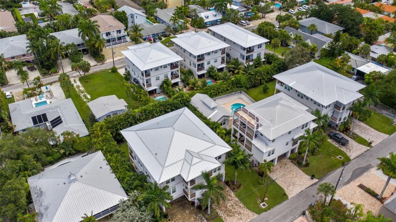 1021 Crescent Street, Sarasota, FL 34242 Photo