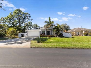 3658 SW MARGELA STREET, PORT ST LUCIE, FL 34953