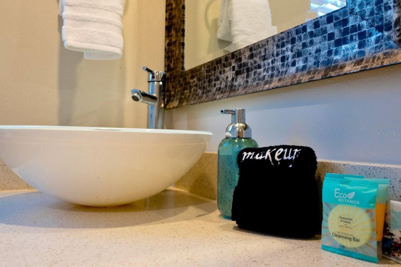 1109 De Narvaez Avenue, Bradenton, FL 34209 Photo