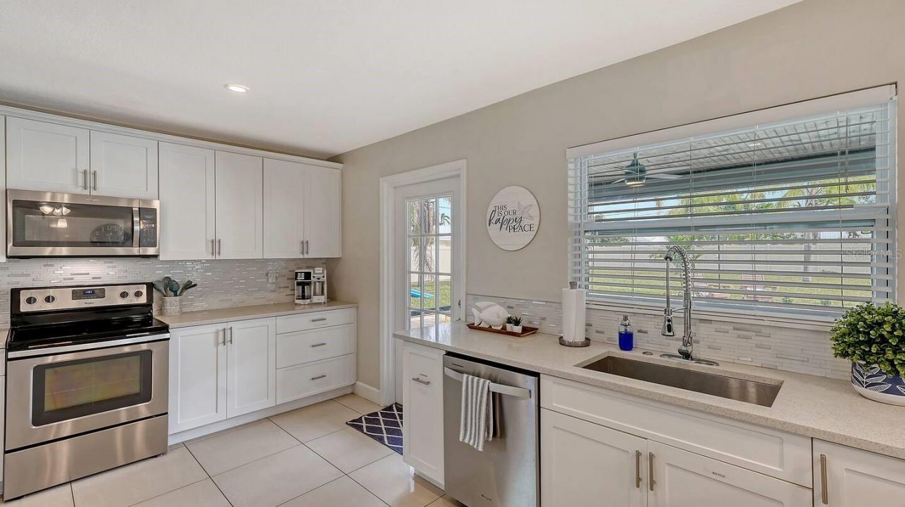 1109 De Narvaez Avenue, Bradenton, FL 34209 Photo