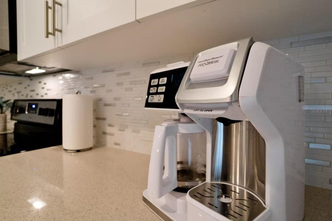 1109 De Narvaez Avenue, Bradenton, FL 34209 Photo