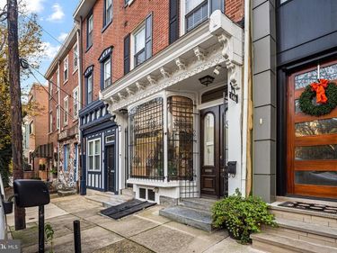 148 VINE STREET, PHILADELPHIA, PA 19106