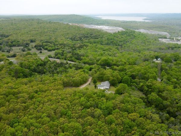 7840 W Wildflower Lane, Hulbert, OK 74441