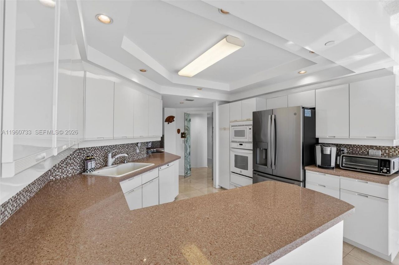 2000 Island Bl, Unit 1109, Aventura, FL 33160 Photo