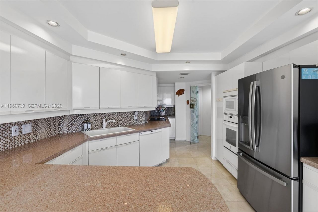 2000 Island Bl, Unit 1109, Aventura, FL 33160 Photo