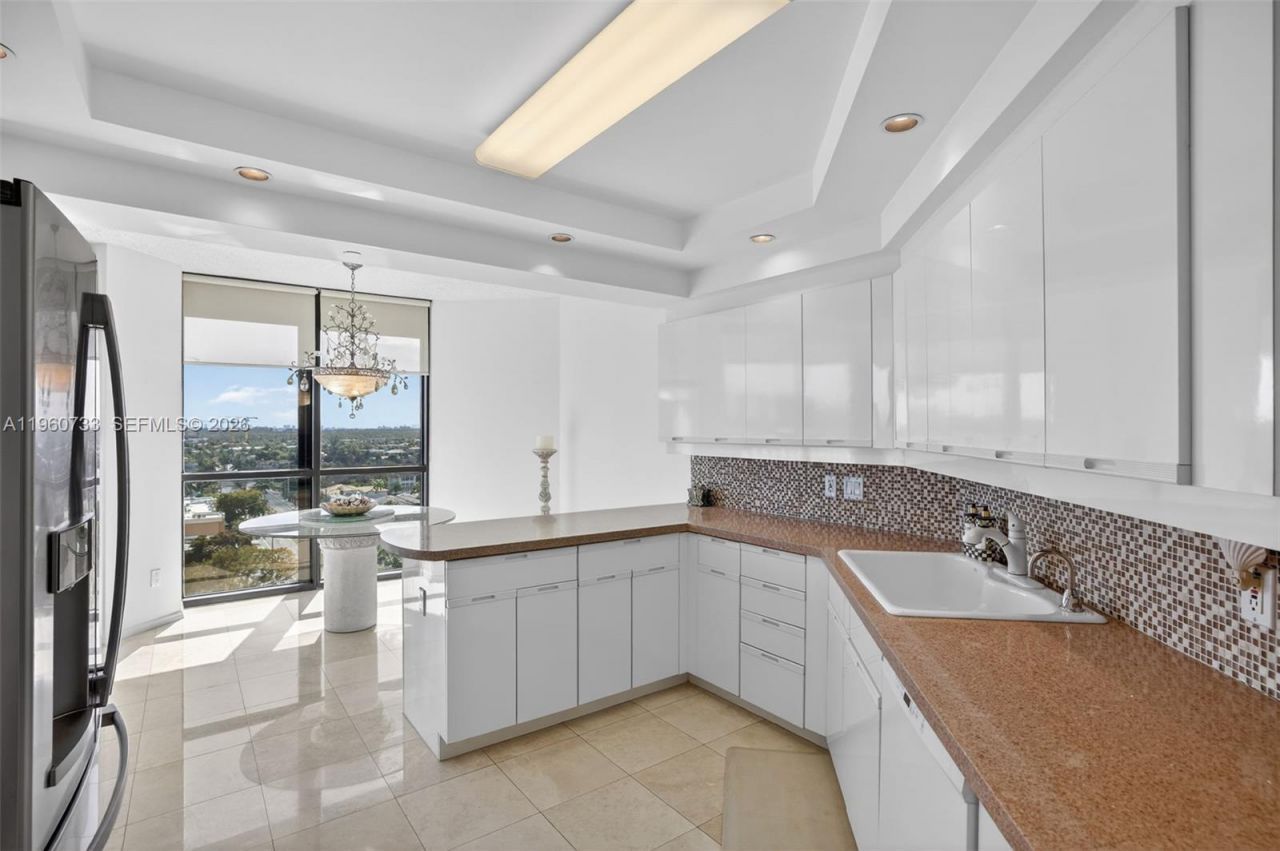 2000 Island Bl, Unit 1109, Aventura, FL 33160 Photo