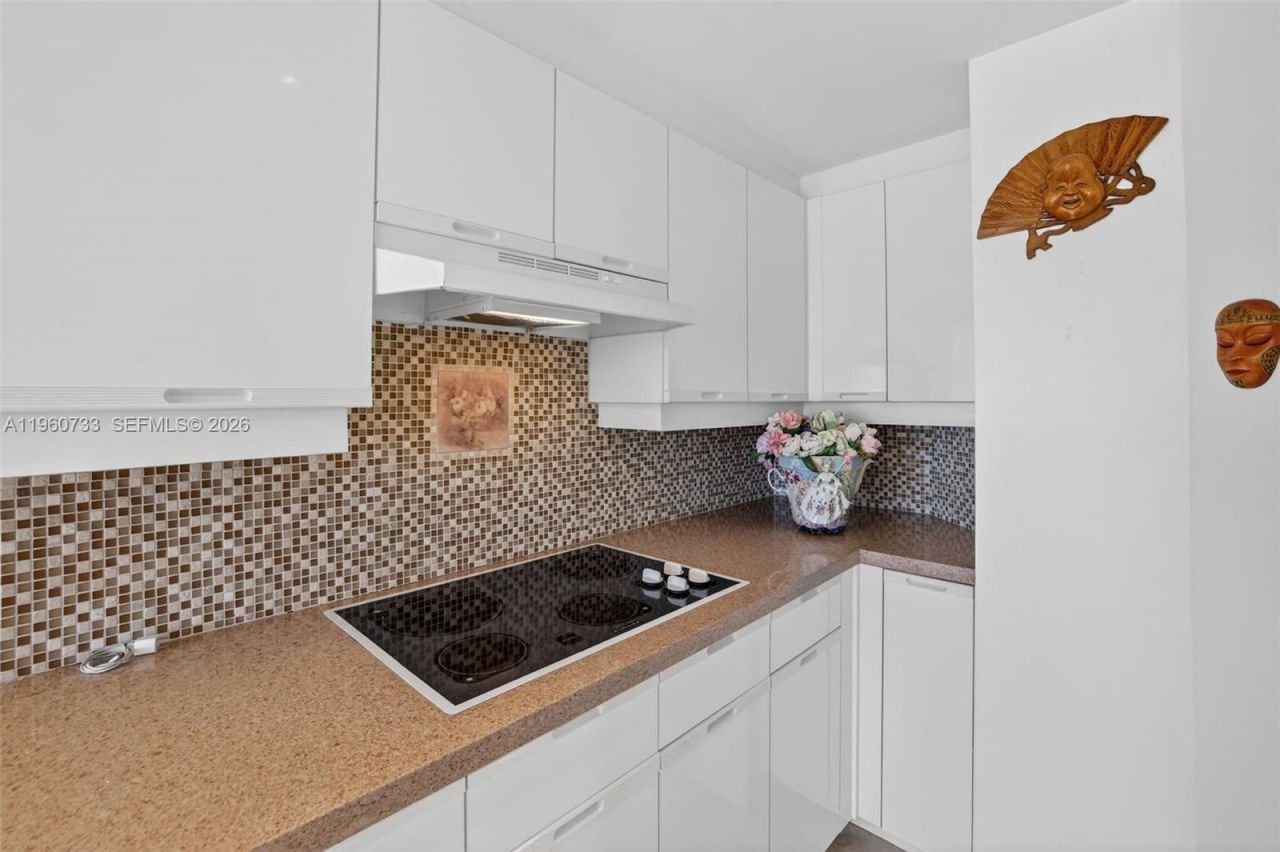 2000 Island Bl, Unit 1109, Aventura, FL 33160 Photo