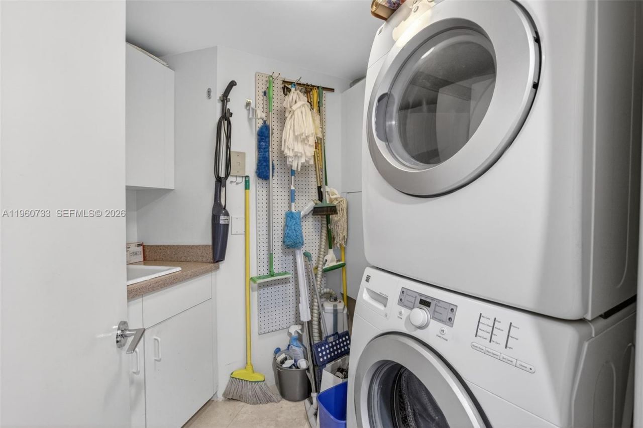 2000 Island Bl, Unit 1109, Aventura, FL 33160 Photo