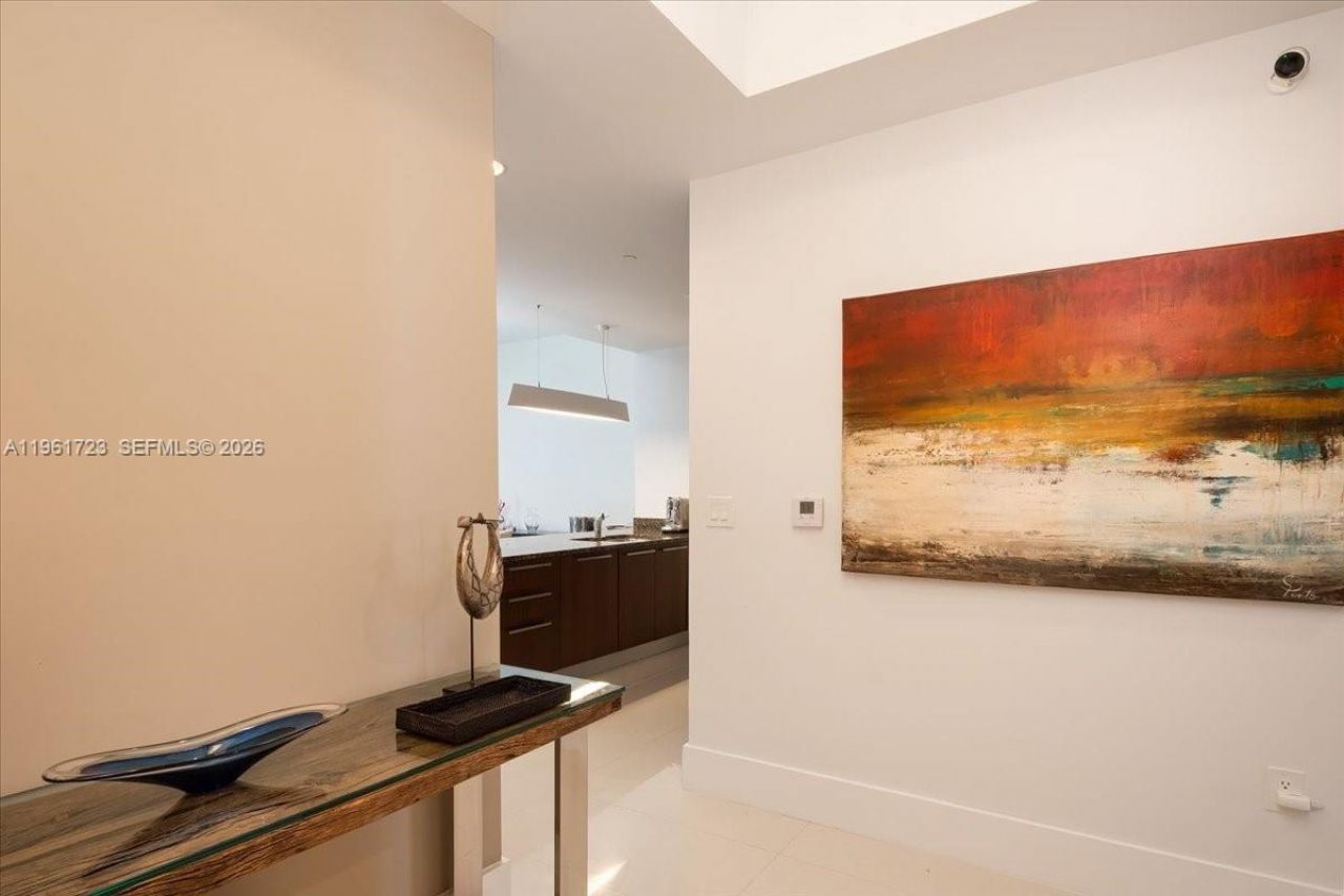 15811 Collins Ave, Unit 1502, Sunny Isles Beach, FL 33160 Photo