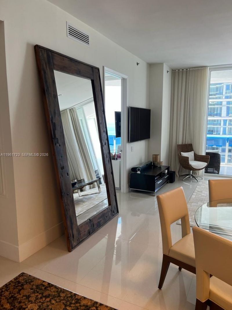 15811 Collins Ave, Unit 1502, Sunny Isles Beach, FL 33160 Photo