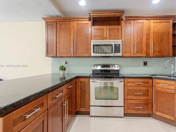 5698 W 25th Ct, Unit 5698, Hialeah, FL 33016