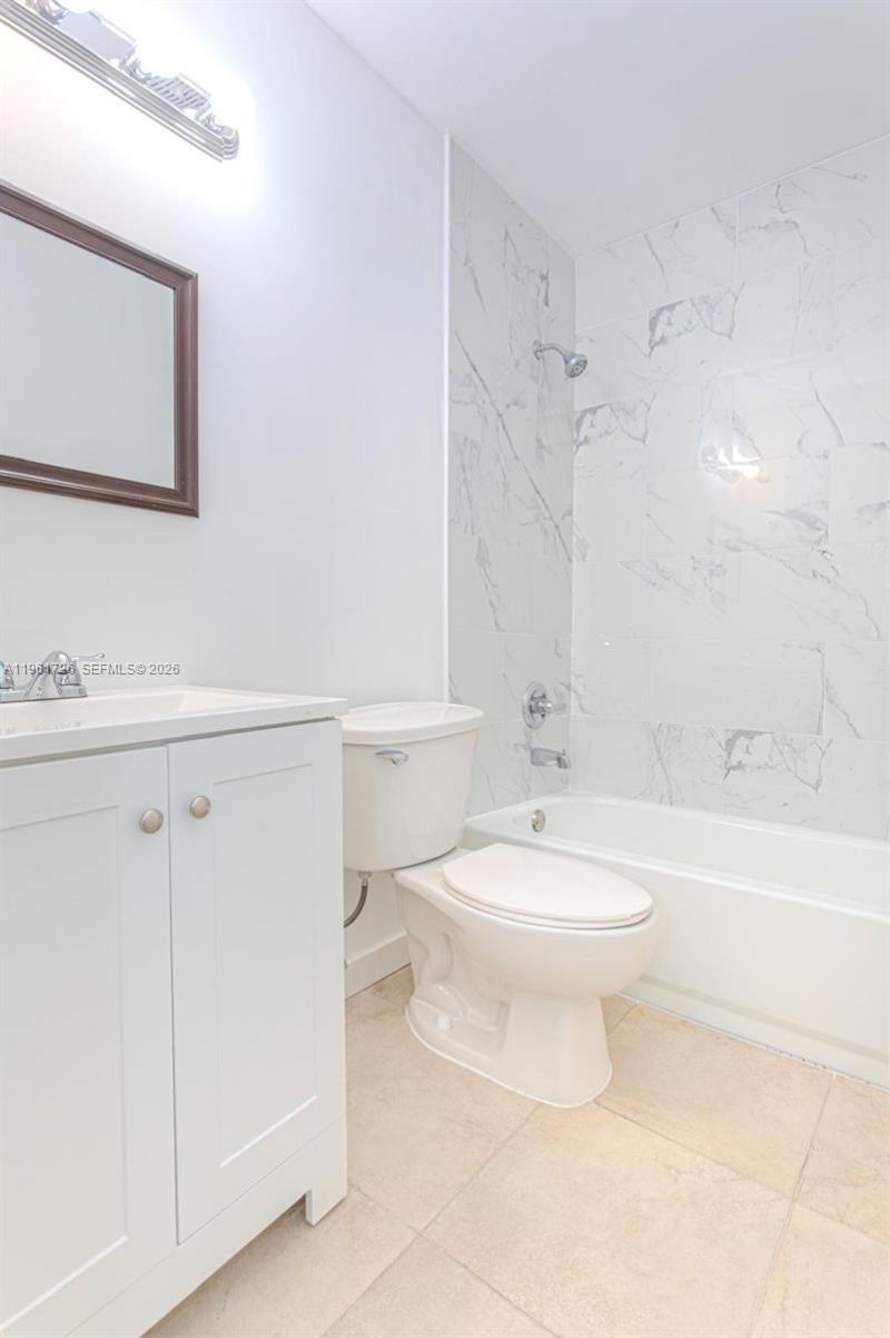 5698 W 25th Ct, Unit 5698, Hialeah, FL 33016 Photo