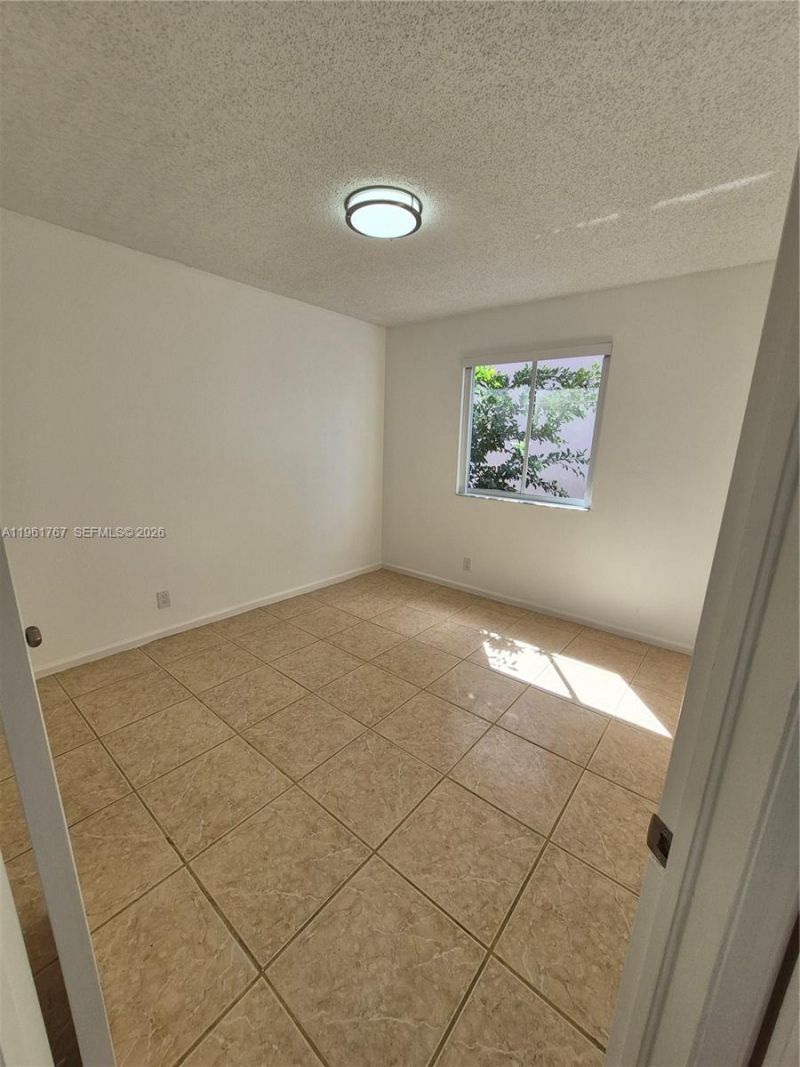 16955 SW 142nd Pl, Miami, FL 33177 Photo