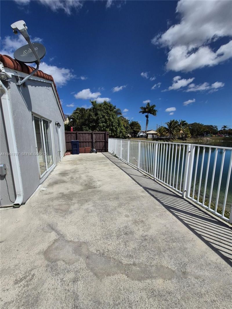 16955 SW 142nd Pl, Miami, FL 33177 Photo