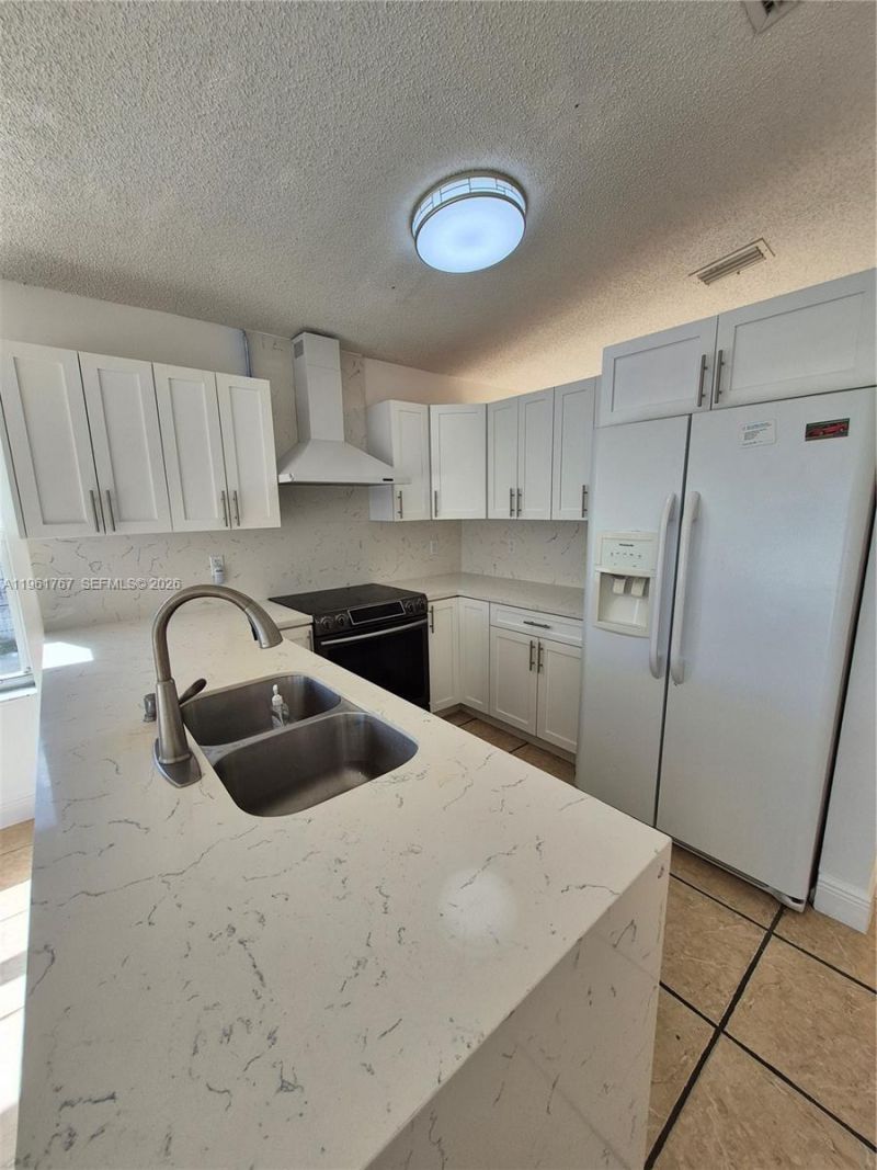 16955 SW 142nd Pl, Miami, FL 33177 Photo