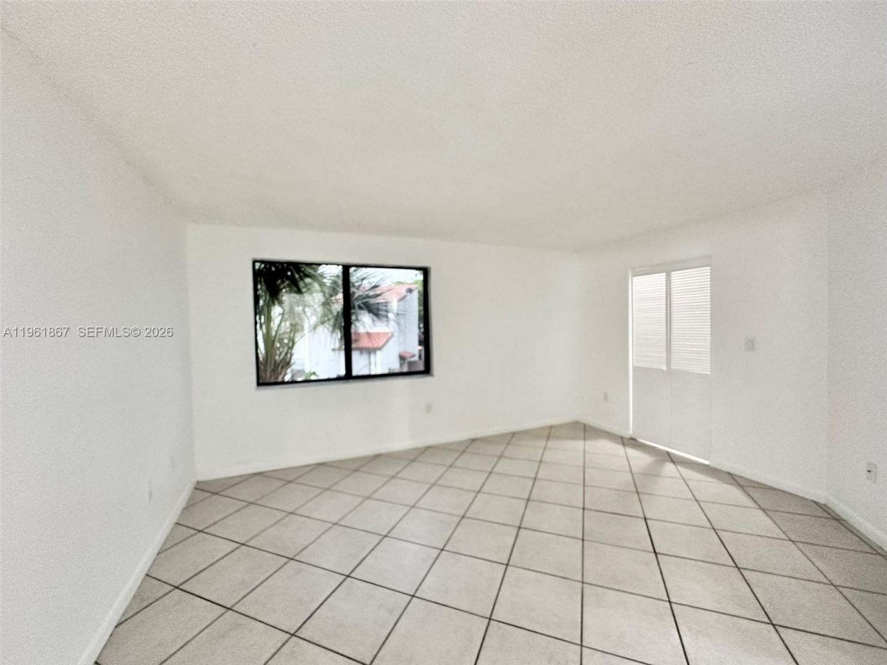 10237 NW 9th St Cir, Unit 210-4, Miami, FL 33172 Photo
