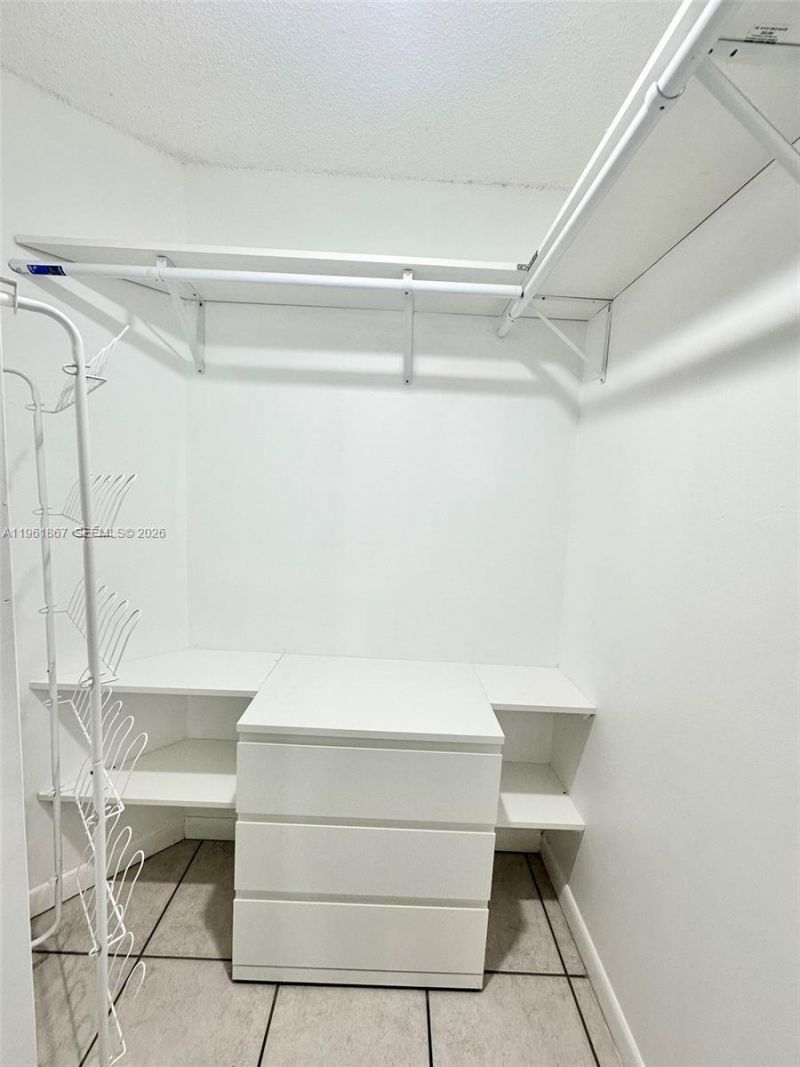 10237 NW 9th St Cir, Unit 210-4, Miami, FL 33172 Photo