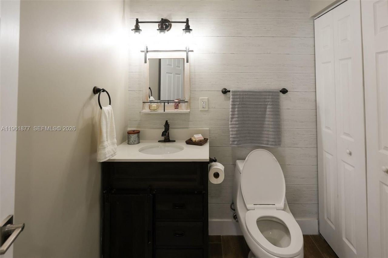 19450 SW 125th Ave, Miami, FL 33177 Photo