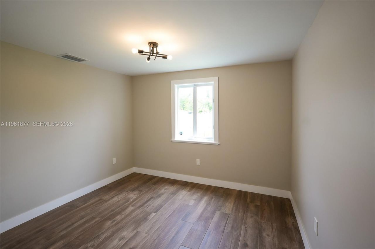 19450 SW 125th Ave, Miami, FL 33177 Photo