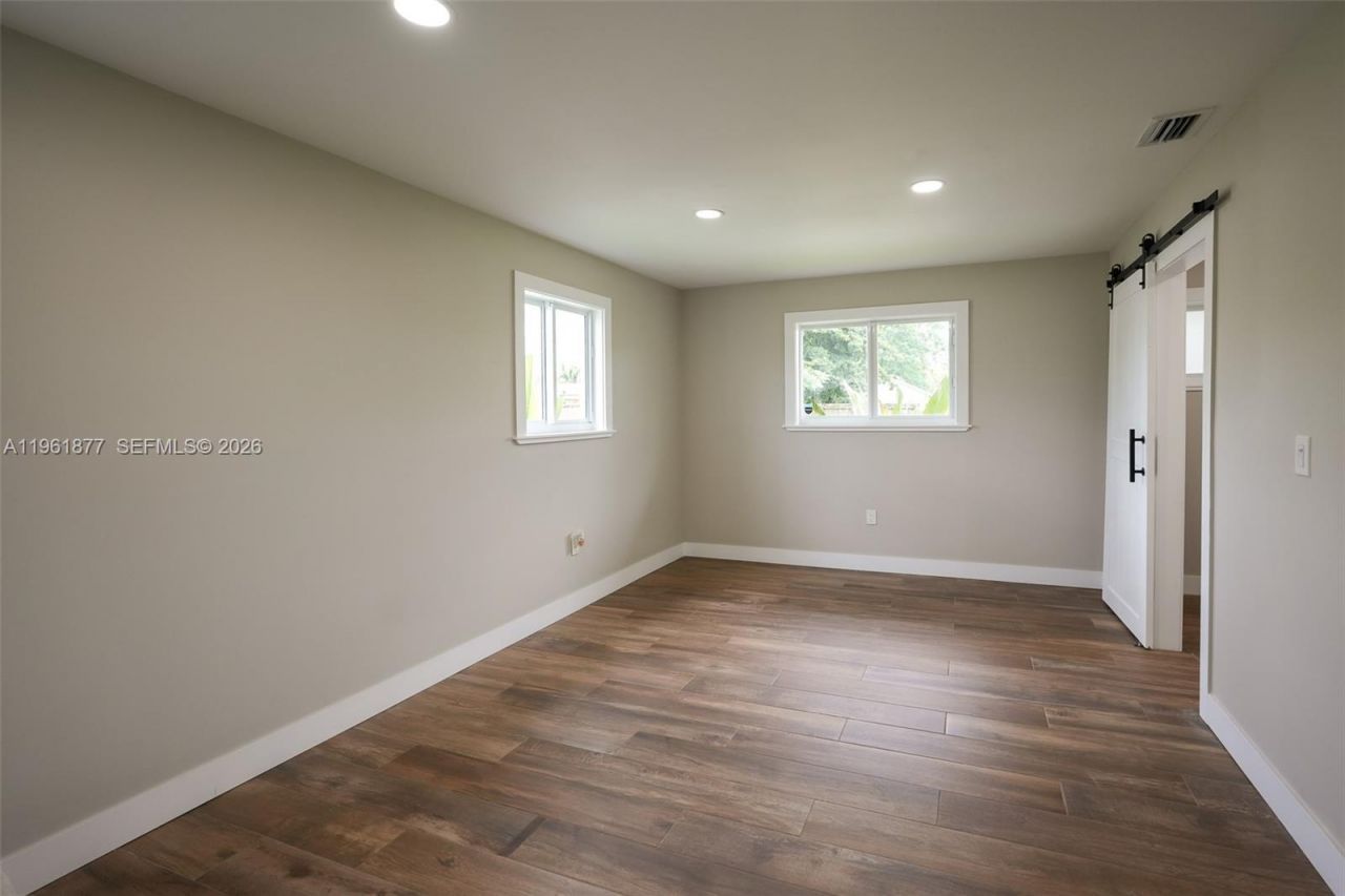 19450 SW 125th Ave, Miami, FL 33177 Photo