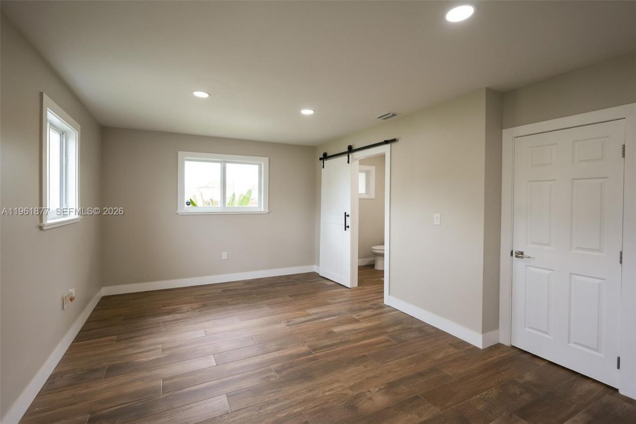 19450 SW 125th Ave, Miami, FL 33177 Photo