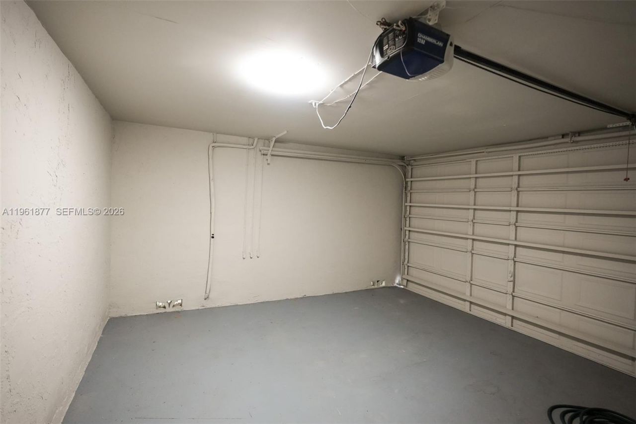 19450 SW 125th Ave, Miami, FL 33177 Photo