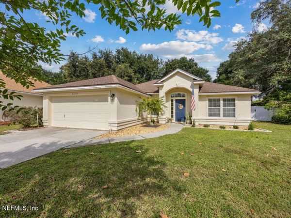 86132 RED HOLLY Place, Yulee, FL 32097