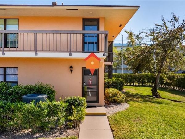 27 Greenbrier ST, Unit 6-109, MARCO ISLAND, FL 34145