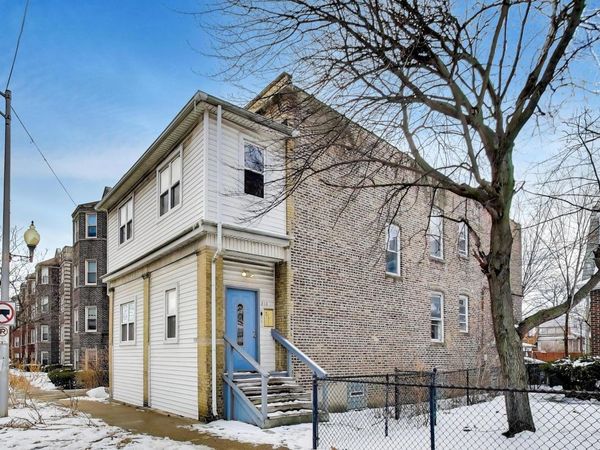 810 S Austin Avenue, Oak Park, IL 60302