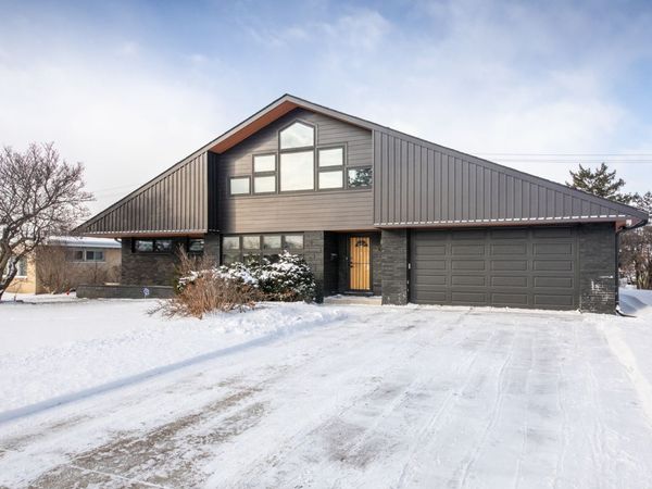 5628 N Redwood Drive, Norwood Park, IL 60631